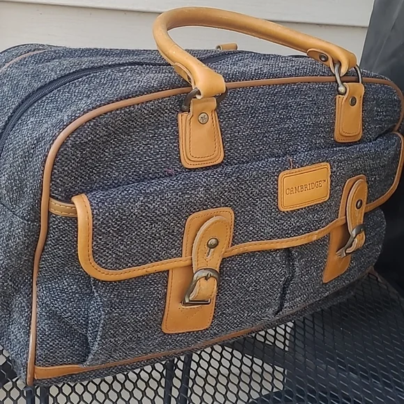 Cambridge Vintage Gray Tweed and Leather Carry-On Satchel Weekender Bag - Picture 1 of 11